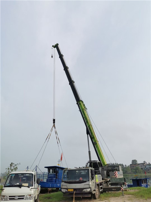 横峰县桥梁建设吊装案例
